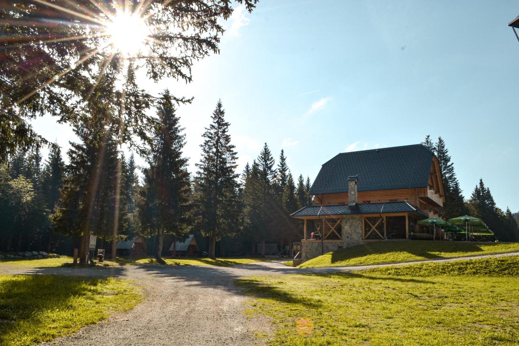 Guesthouse Lajnar Zgornja Sorica Exterior foto